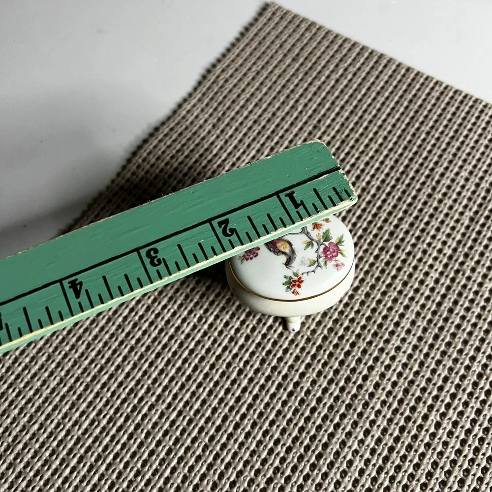 Vintage Porcelain Footed Trinket Box Bird Floral Gold Trim Chinoiserie Mini Jar‎